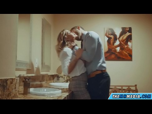 ❤️ Ko vas prsata blondinka zapelje na javnem stranišču ❤❌ Porno na sl.tukifporno.ru